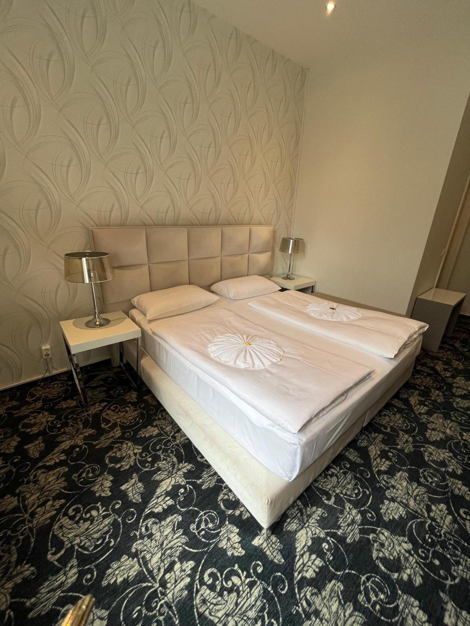 Hotel Gasteiner Hof Берлин Экстерьер фото