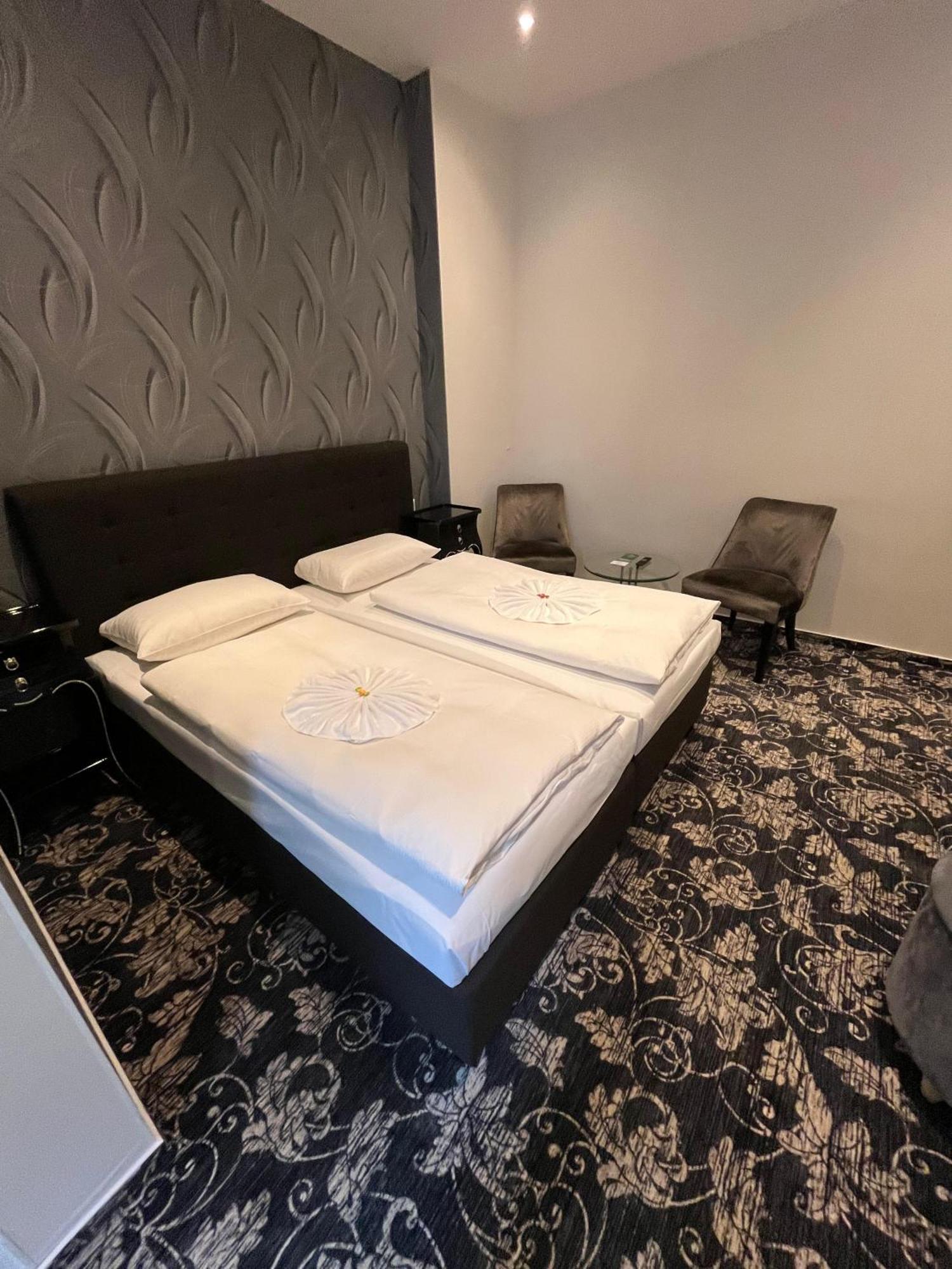 Hotel Gasteiner Hof Берлин Экстерьер фото