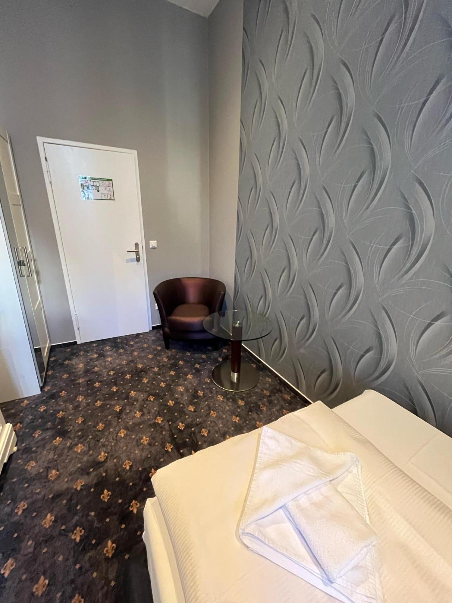 Hotel Gasteiner Hof Берлин Экстерьер фото